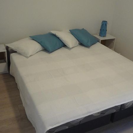 Jana Apartments Братислава Экстерьер фото